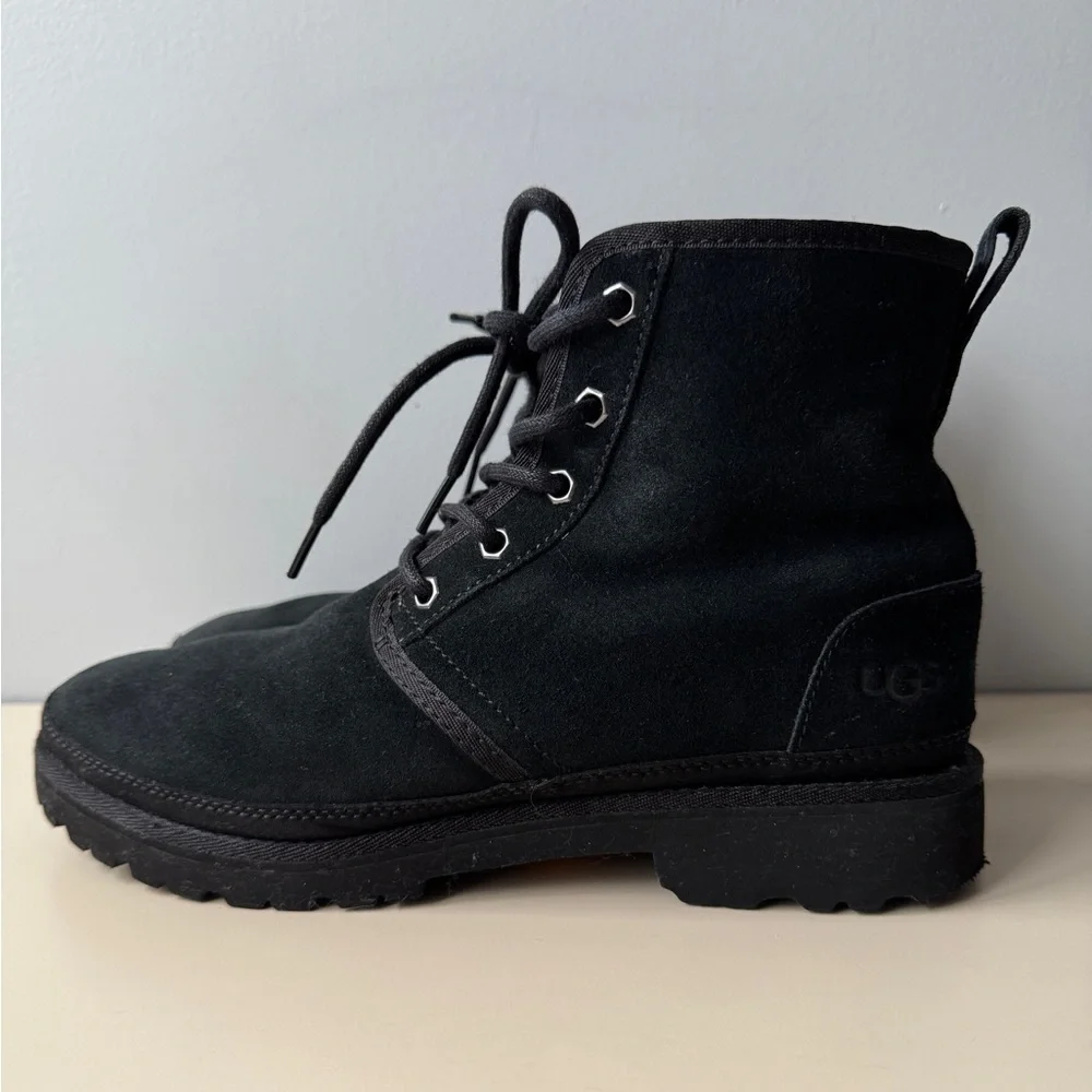 UGG Men’s Harkland Boots Size 7
